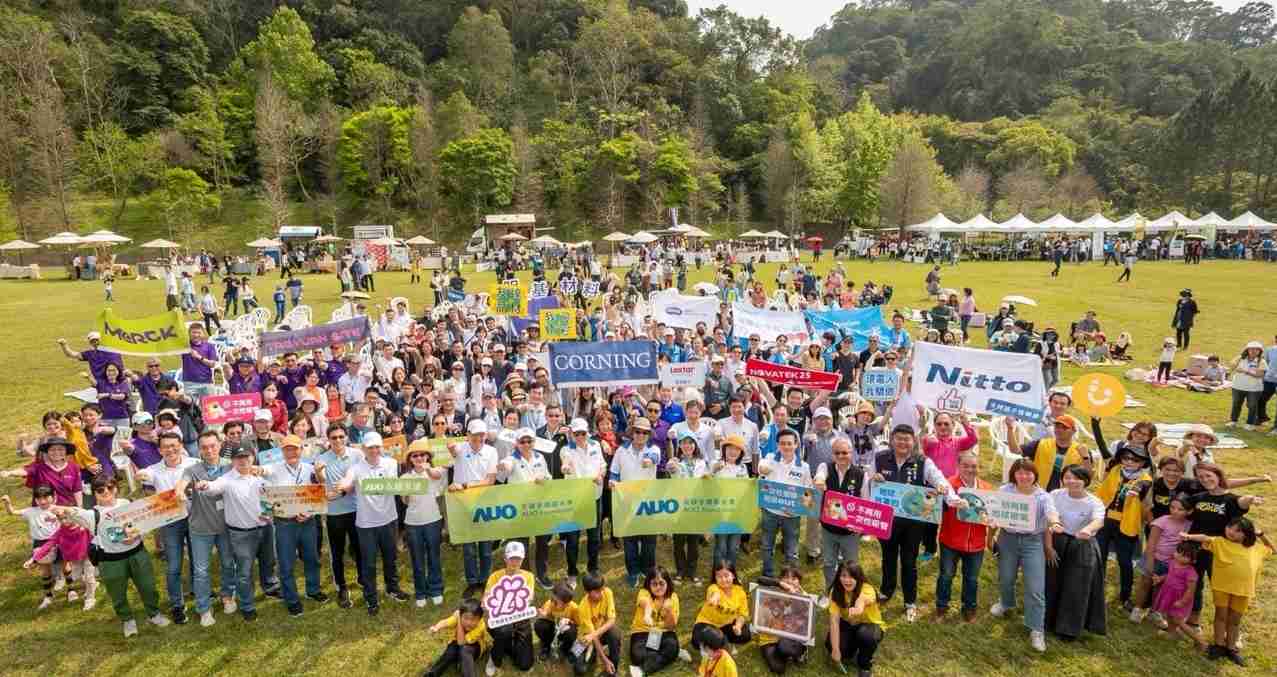 2468BET致力永续平衡发展，，第14年入选DJSI世界指数成分股（DJSI World），，在全球顶尖电子设备仪器组件产业展现卓越的永续竞争力，，，获国际指数肯定